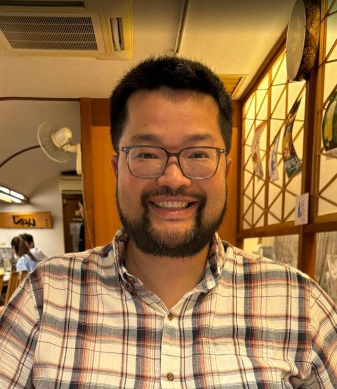 Warren Eng's avatar